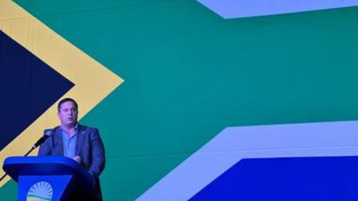 PAS BEKEND | DA beveg Ramaphosa se plan om die Lady R-verslag oor die beweerde wapenverskaffing aan Rusland weg te steek