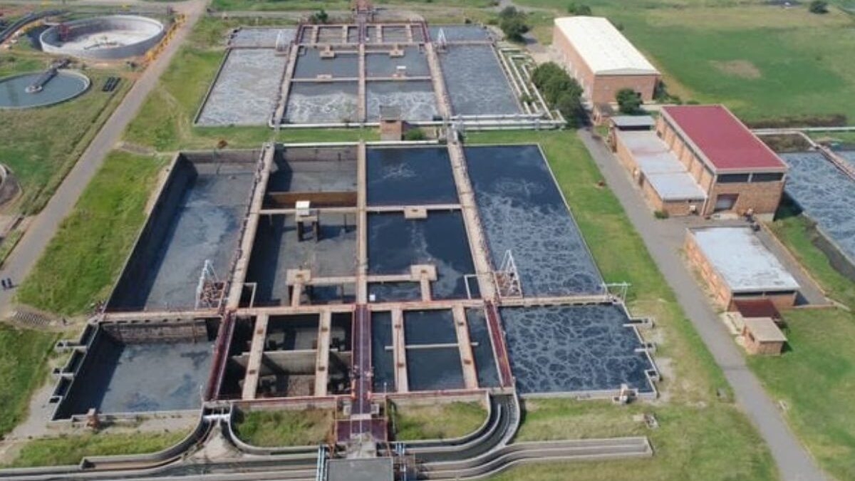 Maatreëls aangekondig om waterbesoedeling in Hammanskraal reg te stel, alhoewel die opgradering van die Rooiwal-afvalwatersuiweringswerke R4 miljard sal kos