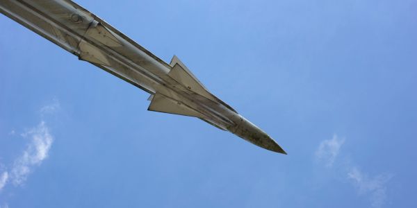 Pakistan ook geteiken in Iranse aanval, kinders oorlede