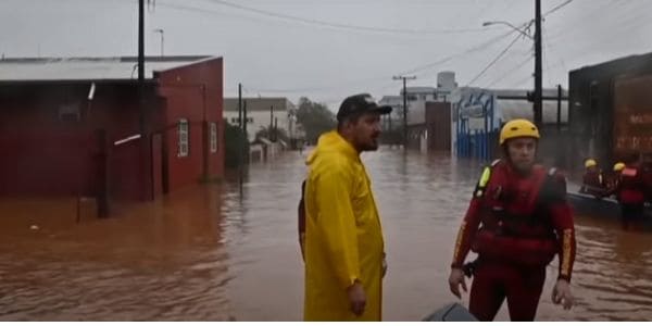 Minstens 78 oorlede en 100 vermis na vloede in Brasilië