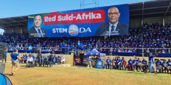 John Steenhuisen was vandag in Upington