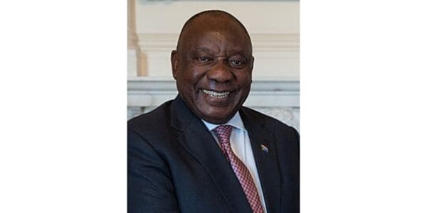 Konings en presidente by Cyril Ramaphosa se inhuldiging