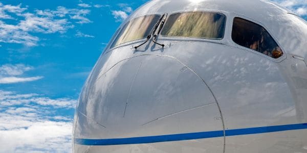 Boeing moet vliegtuie ondersoek na een aan die brand slaan tydens vlug