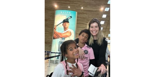 Rachel Kolisi en kinders weer terug in Suid-Afrika