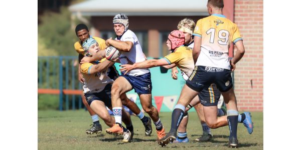 Zwarrie Vikings tem Oosie Blou Golf in Noordvaal kragmeting
