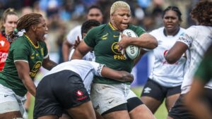 Aseza Hele on the charge for the Springbok Women against Fiji in Suva