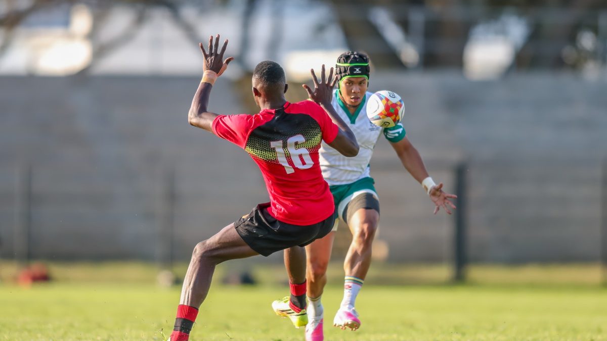 Suid-Afrikaanse sewespeler in aksie by die FISU sewes Stellenbosch by die Danie Craven-stadion