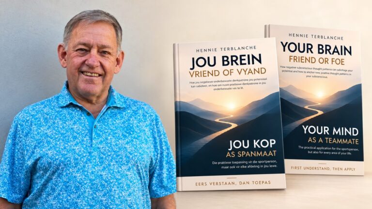 Hennie Terblanche langs sy boek Jou Brein: Vriend of Vyand en die Engelse uitgawe, Your Brain: Friend or Foe